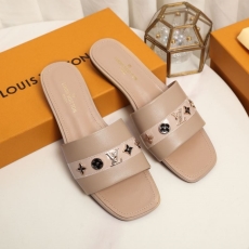 Louis Vuitton Slippers